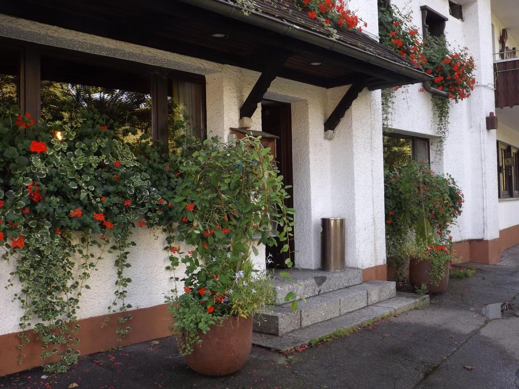 Alemannenhof Hotel Engel Rickenbach  Exterior photo